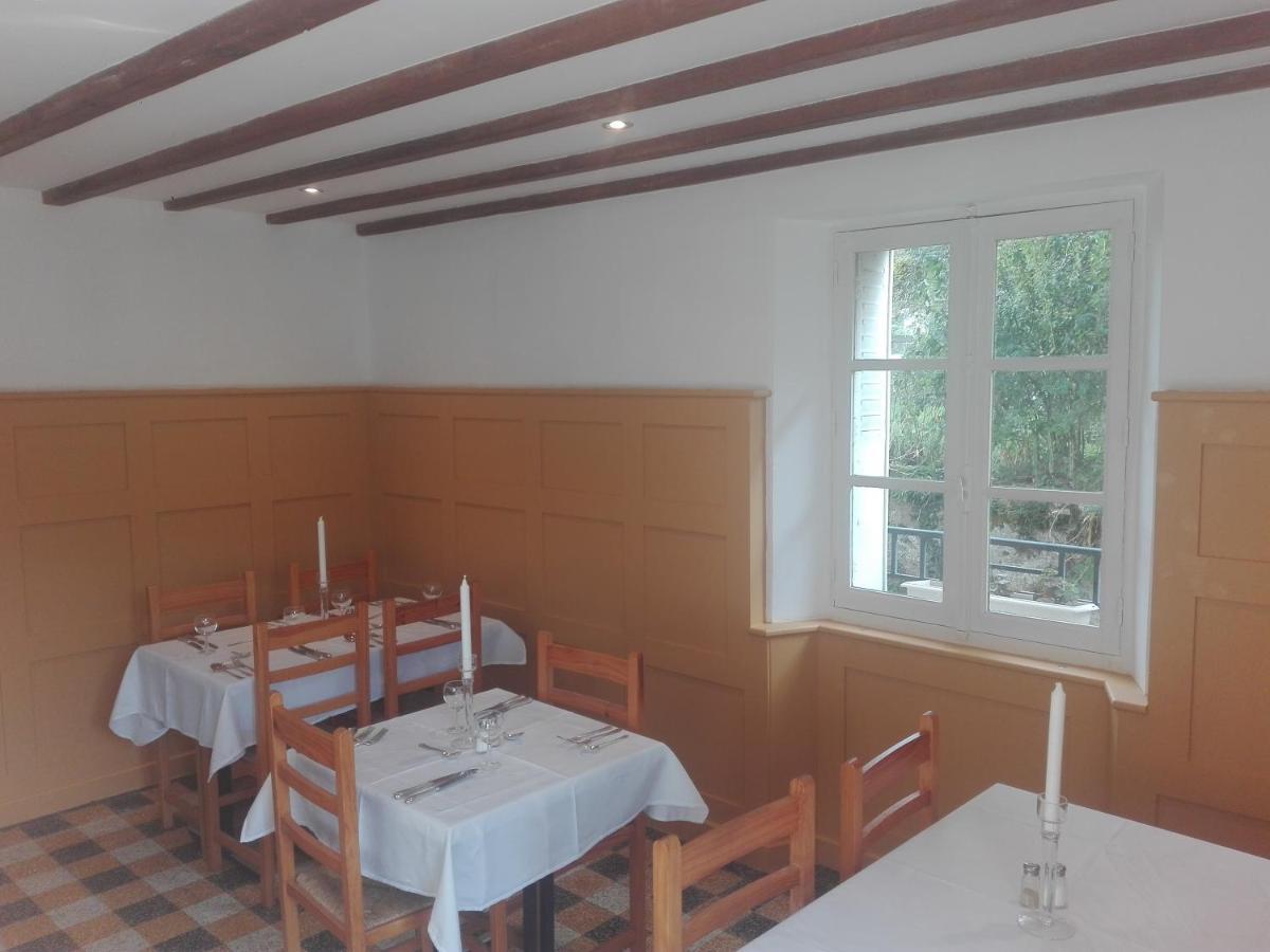L'Esquilon Chambre D'Hote Bed & Breakfast Thiat Exterior photo